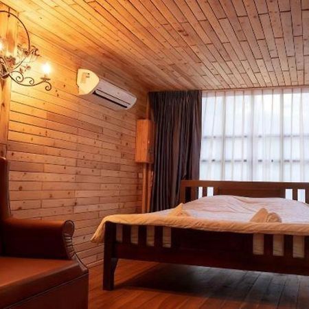 Готель Oyo 75374 Baan Rak Mai Канчанабурі Екстер'єр фото