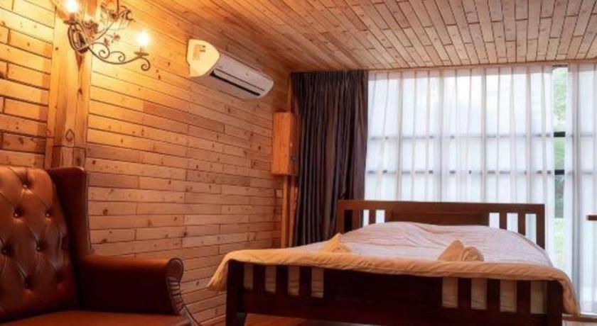 Готель Oyo 75374 Baan Rak Mai Канчанабурі Екстер'єр фото